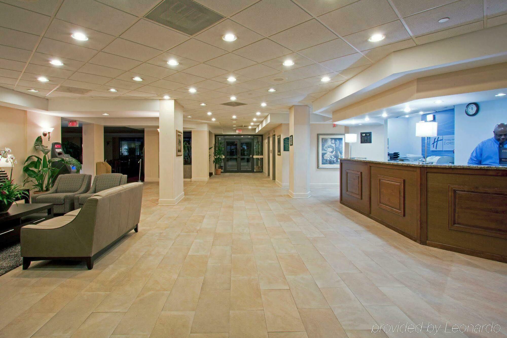 Holiday Inn Express Hotel & Suites Miami - Hialeah By Ihg Exterior foto
